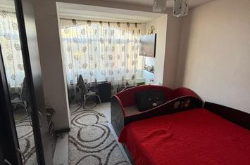 Apartament 3 camere de vanzare CRAIOVA - Dolj anunturi imobiliare Dolj