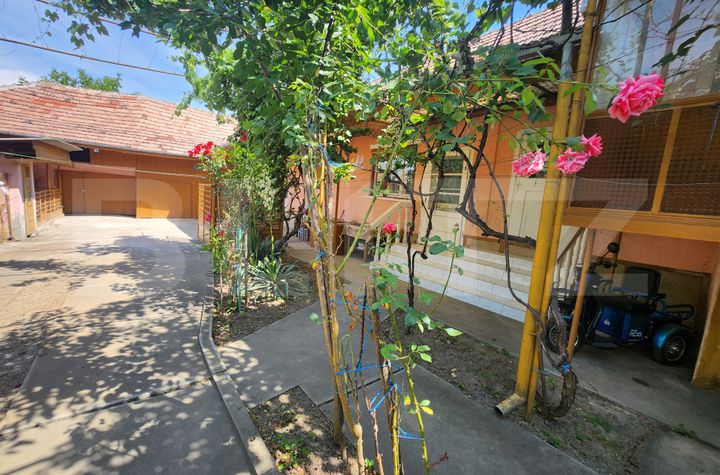 Casă - 4 camere de vanzare BLAJ - Alba anunturi imobiliare Alba