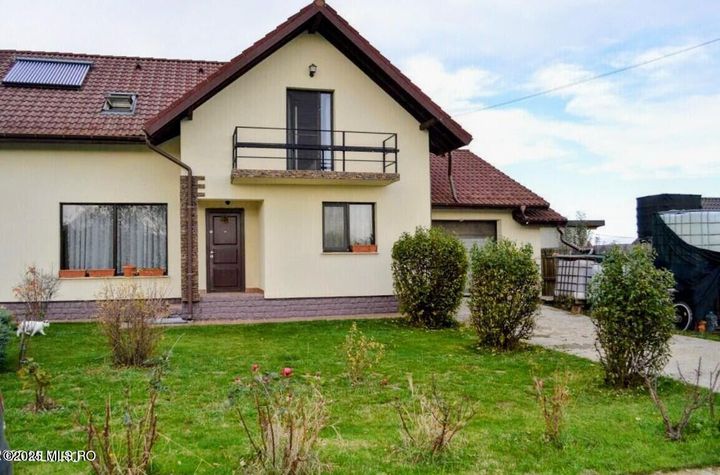 Glambocu - Bascov, Casa constructie 2008, teren 1066 mp anunturi imobiliare Arges