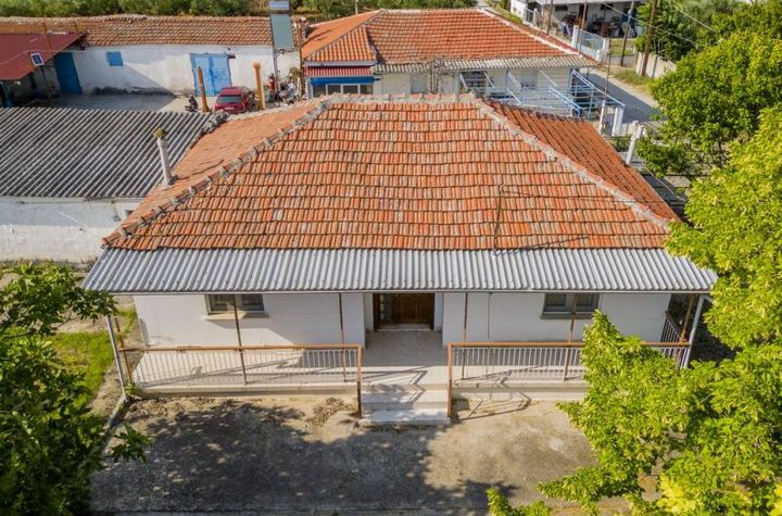 Casă parter 102 mp pe teren 822 mp în Νέα Ζίχνη anunturi imobiliare Grecia