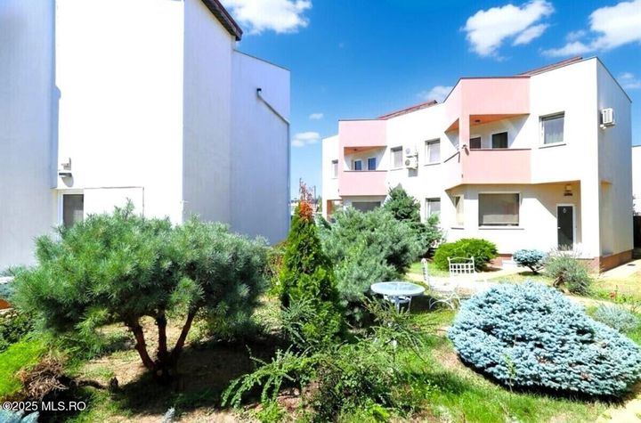 Mamaia Nord - Scoica Land, casa de vacanta la mare, P+1E+Terasa! anunturi imobiliare Constanta