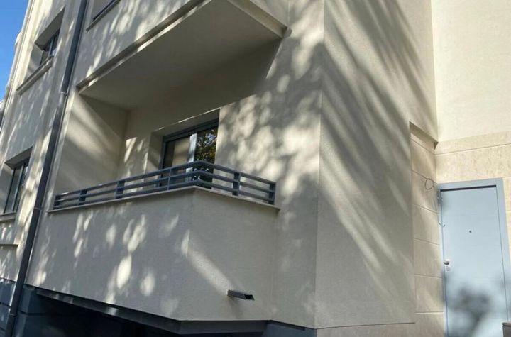Inchiriere apartament 3 camere in vila renovata consolidata 2023 Piata Cotroceni anunturi imobiliare Bucuresti