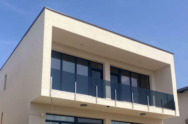 Casă - 3 camere de vanzare ORADEA - Bihor anunturi imobiliare Bihor