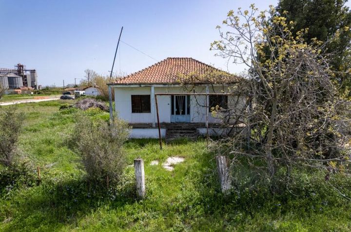 Casă parter 86 mp, teren 400 mp — Nea Karia anunturi imobiliare Grecia
