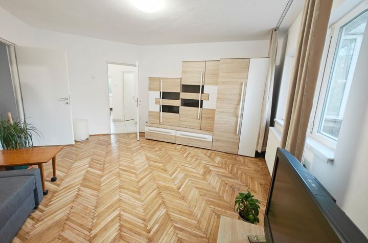 Apartament 3 camere de vanzare TIMISOARA - Timis anunturi imobiliare Timis