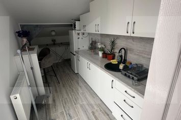 Apartament 5 camere de vanzare ARAD - Arad anunturi imobiliare Arad
