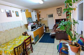 Casa unifamiliala 120 mp utili,  cu 477 mp teren, garaj, Dambul Rotund anunturi imobiliare Cluj