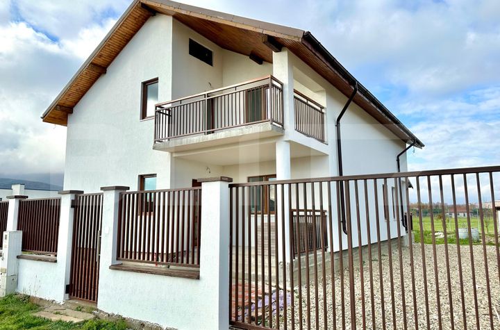 Casă - 4 camere de vanzare ALBA IULIA - Alba anunturi imobiliare Alba