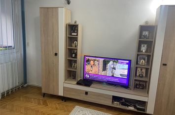 Apartament 3 camere de vanzare SUD - Vrancea anunturi imobiliare Vrancea