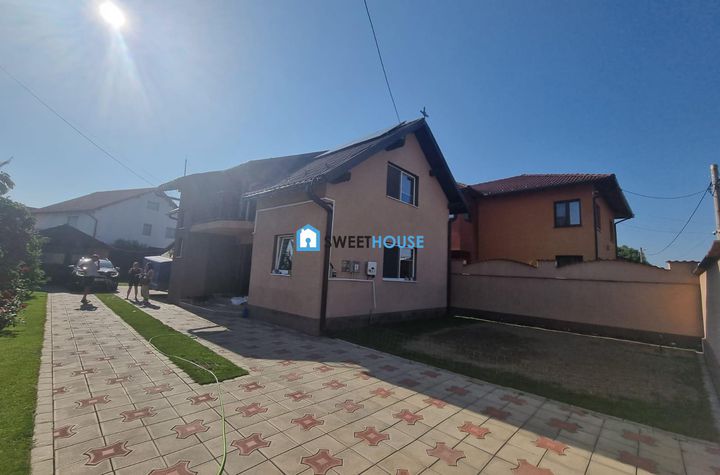 Casă - 4 camere de vanzare EXTERIOR EST - Brasov anunturi imobiliare Brasov