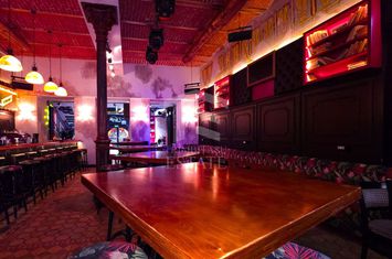 Business de vânzare – Club / Pub premium în Centrul Vechi, Str. Covaci anunturi imobiliare Bucuresti