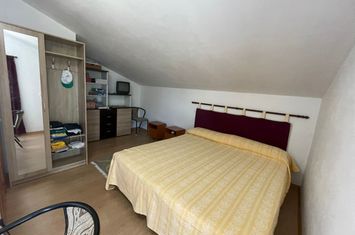 Casă - 6 camere de vanzare DRAGUTESTI - Gorj anunturi imobiliare Gorj