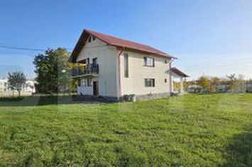 Vilă - 5 camere de vanzare VALEA VOIEVOZILOR - Dambovita anunturi imobiliare Dambovita