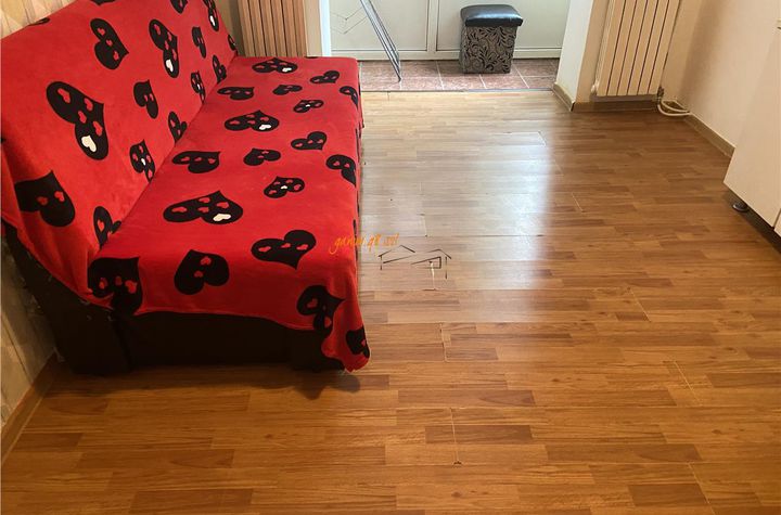 Apartament 4 camere de vanzare SUD - Vrancea anunturi imobiliare Vrancea