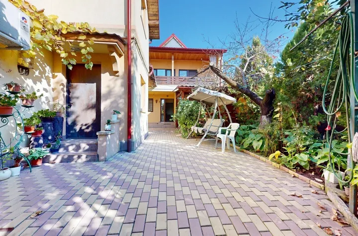 VIla Spatioasa 9 Camere si teren 260 mp - Strada Escalei! anunturi imobiliare Bucuresti