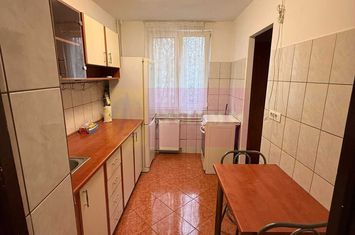 Apartament 3 camere, etaj 1/4, în Drumul Taberei anunturi imobiliare Bucuresti