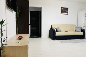 Apartament 3 camere de vanzare ORADEA - Bihor anunturi imobiliare Bihor