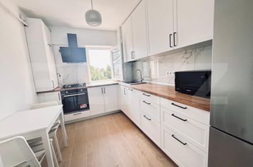 Apartament 3 camere de vanzare IASI - Iasi anunturi imobiliare Iasi