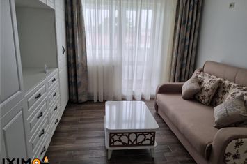 Apartament 3 camere de vanzare CENTRAL - Bacau anunturi imobiliare Bacau