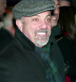 Billy Joel vinde trei case pentru partajul cu fosta soţie