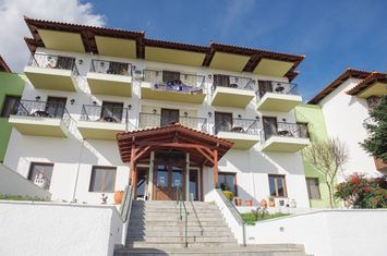 Hotel 2261 mp pe teren 13500 mp, Akritochori anunturi imobiliare Grecia