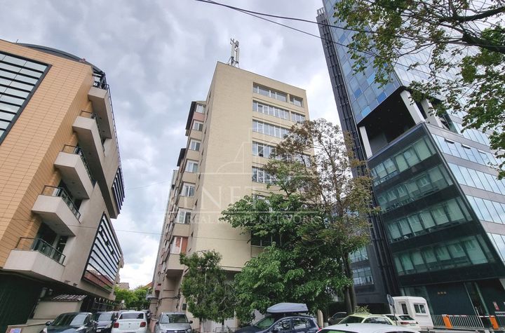 Apartament 3 camere de vanzare UNIVERSITATE - Bucuresti anunturi imobiliare Bucuresti