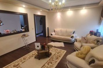 Casă - 4 camere de vanzare VALEA LUPULUI - Iasi anunturi imobiliare Iasi