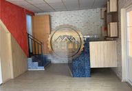 450 €, Spațiu comercial