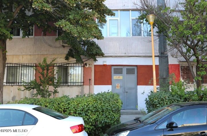Inel 2 - Dezrobirii, apartament decomandat, 2 camere, 55 mp, etaj 1! anunturi imobiliare Constanta