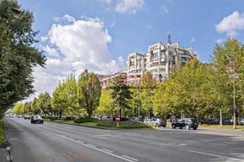 Bulevardul Unirii - vanzare apartament 4 camere anunturi imobiliare Bucuresti
