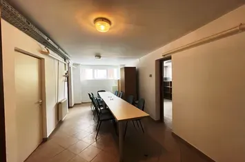 Baneasa - Strada Garlei imobil D+P+2 renovat 2015 cu 523 mp utili 644 teren anunturi imobiliare Bucuresti