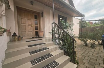 Reședință premium 6 camere cu curte și facilități deosebite – Exclusiv TOWER anunturi imobiliare Sibiu