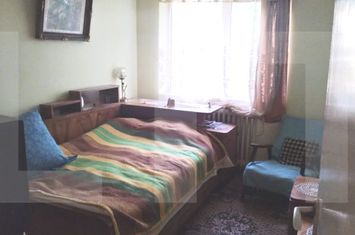 Apartament 4 camere de vanzare BOTOSANI - Botosani anunturi imobiliare Botosani