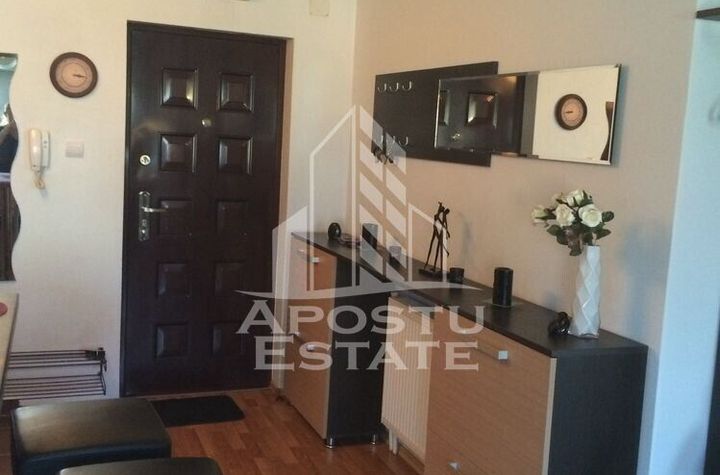 Apartament cu 2 camere,semidecomandat, centrala proprie,loc de parcare anunturi imobiliare Timis