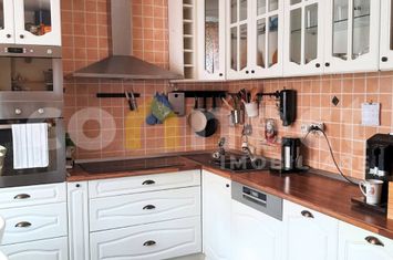 Casă - 4 camere de vanzare CLUJ-NAPOCA - Cluj anunturi imobiliare Cluj