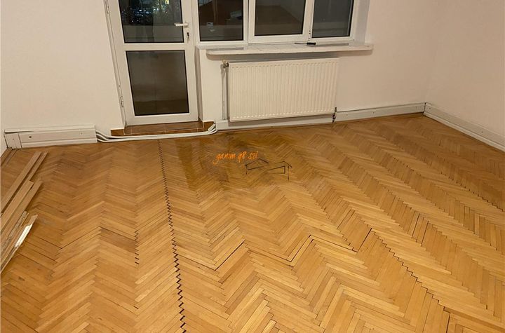 Apartament 3 camere de vanzare CENTRAL - Vrancea anunturi imobiliare Vrancea