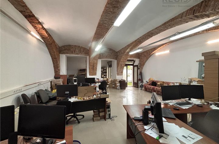 Spațiu comercial de inchiriat CENTRUL ISTORIC - Brasov anunturi imobiliare Brasov