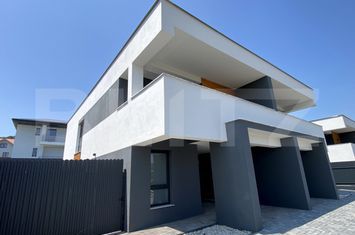 Vilă - 4 camere de vanzare CHINTENI - Cluj anunturi imobiliare Cluj