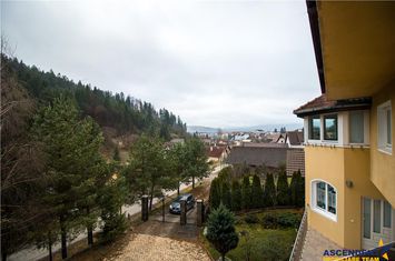 Vilă - 8 camere de vanzare EXTERIOR EST - Brasov anunturi imobiliare Brasov