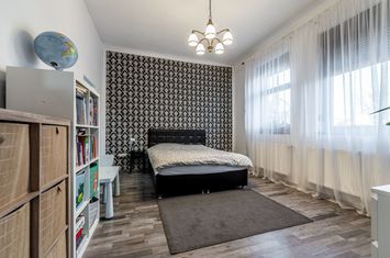 Casa la cheie in Gradiste, zona excelenta, teren 411 mp Comision 0 anunturi imobiliare Arad