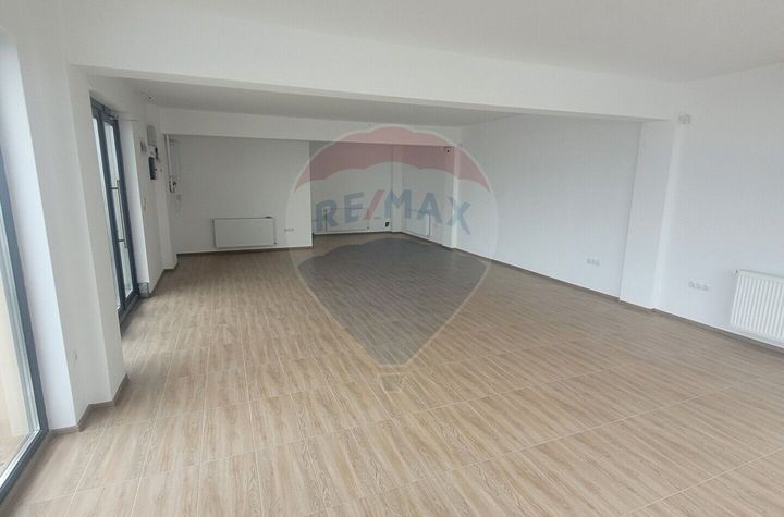 Spațiu comercial de 70mp de închiriat în zona Sud anunturi imobiliare Sibiu
