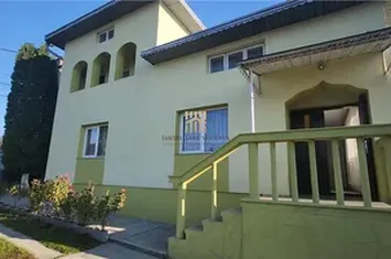 Casă - 5 camere de vanzare SCHEIA - Suceava anunturi imobiliare Suceava