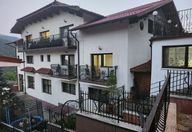 1.700.000 €, Spațiu comercial