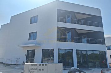 APARTAMENT 3 CAMERE-PARCARE INCLUSA-PRIMARIE anunturi imobiliare Bucuresti