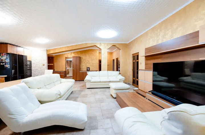 Casa în care liniștea face parte din decor - comision 0% la achizitie! anunturi imobiliare Arad
