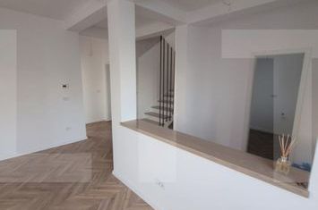 Casă - 5 camere de vanzare DUMBRAVITA - Timis anunturi imobiliare Timis