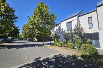DISPONIBILA IMEDIAT VILA ZONA PIPERA-OMV anunturi imobiliare Bucuresti