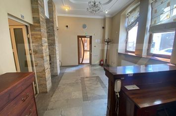 Casă - 8 camere de vanzare CLUJ-NAPOCA - Cluj anunturi imobiliare Cluj