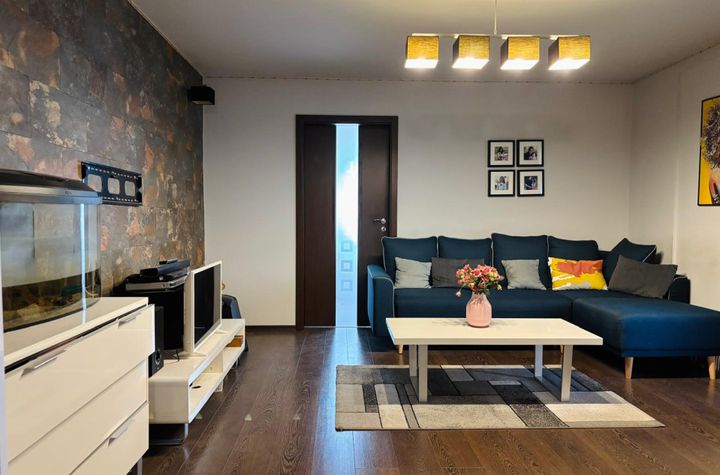 Apartament 4 camere de vanzare ROGERIUS - Bihor anunturi imobiliare Bihor