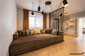 Casă - 4 camere de vanzare EXTERIOR EST - Brasov anunturi imobiliare Brasov